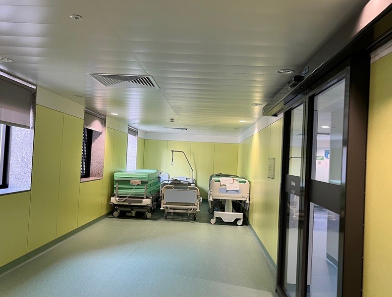 Homem com surto psicótico mata a mulher a tiro em hospital do Porto